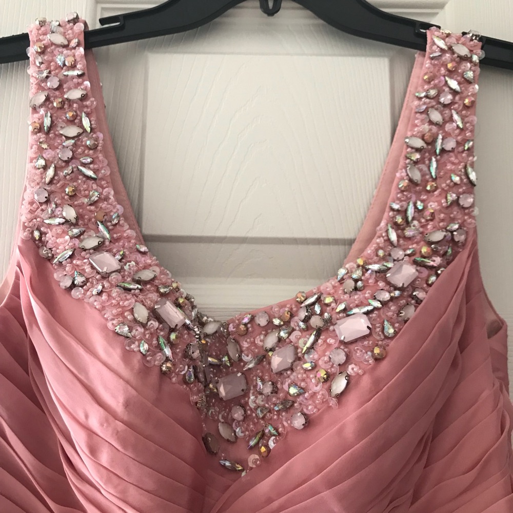 PROM DRESS - Picture 2 of 6